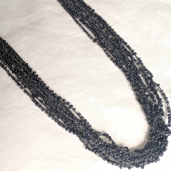 Jewelry - Blue beaded long necklace